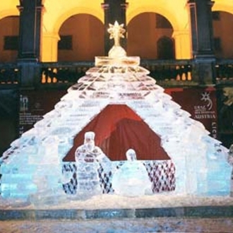 giant_sculptures-12